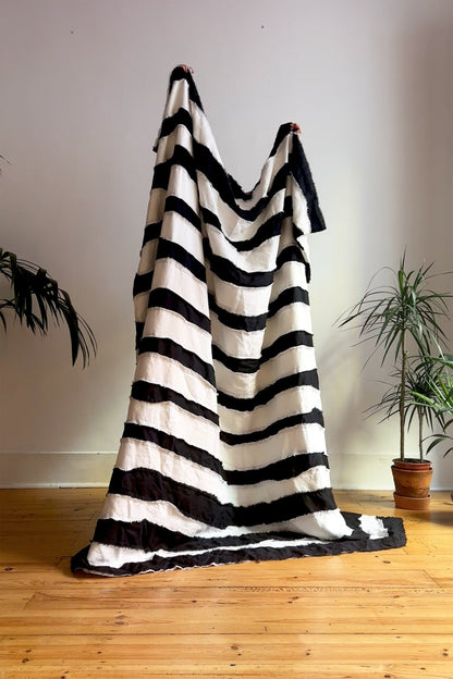 Black and White Striped 100% Linen Bedspread - Biggs & Hill